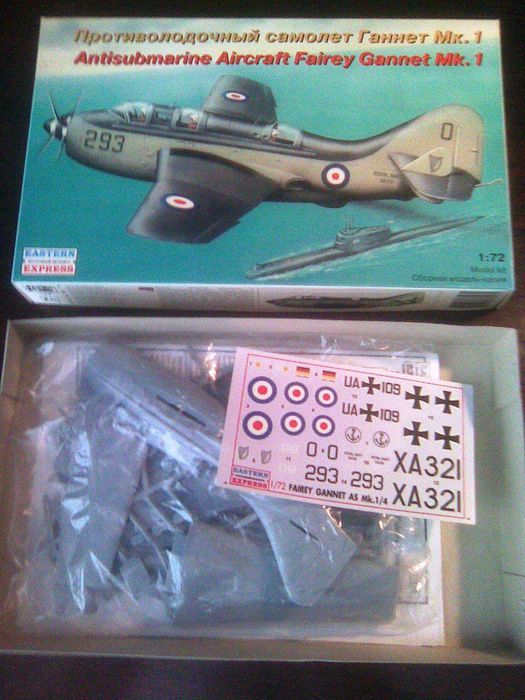 сборная модель самолета Gannet 1/72 Англия