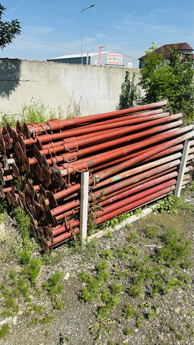 Schela metalica si popi metalici de inchiriat