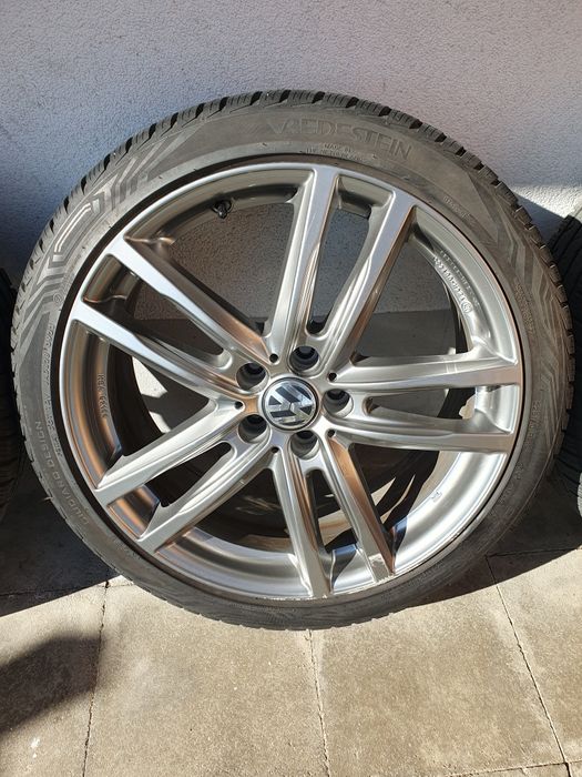 Алуминиеви джанти + Зимни гуми 225/40 R19 за Audi/VW/Skoda/Seat/BMW
