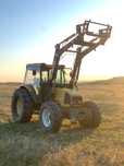 Tractor Renault 100cp 4x4