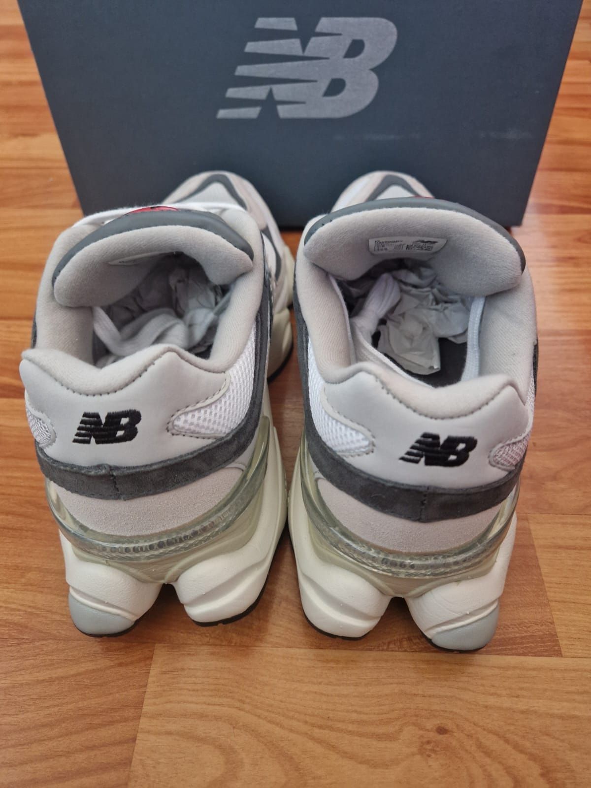 New Balance 9060 original