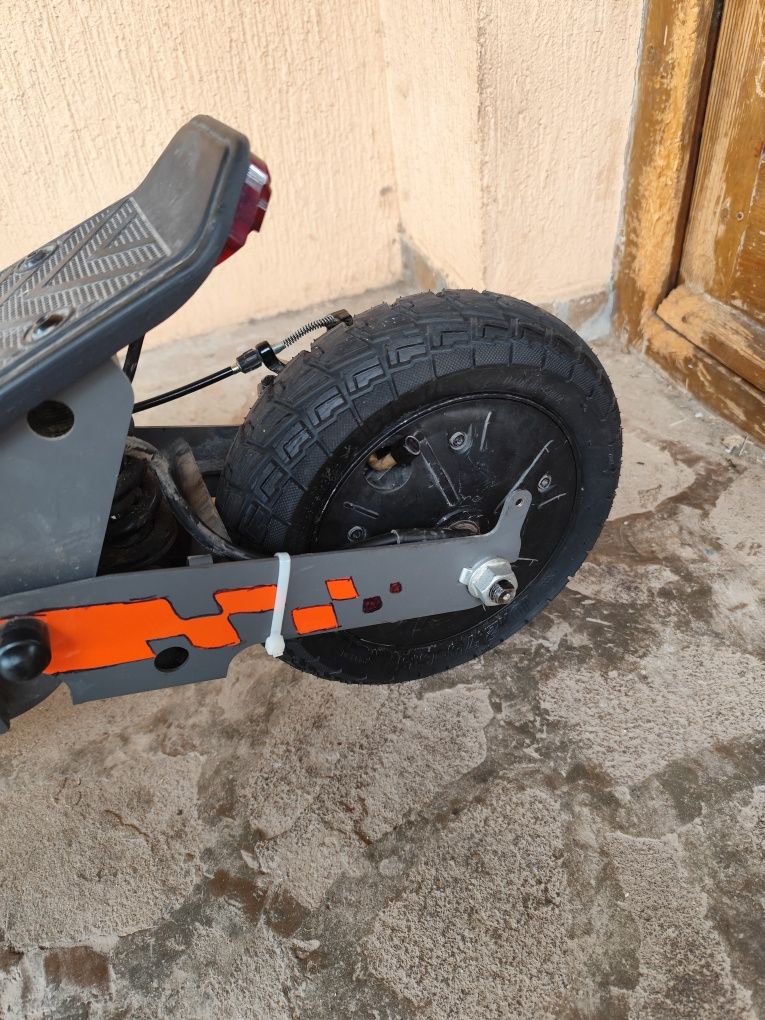 Тротинетка KUKIRIN G2