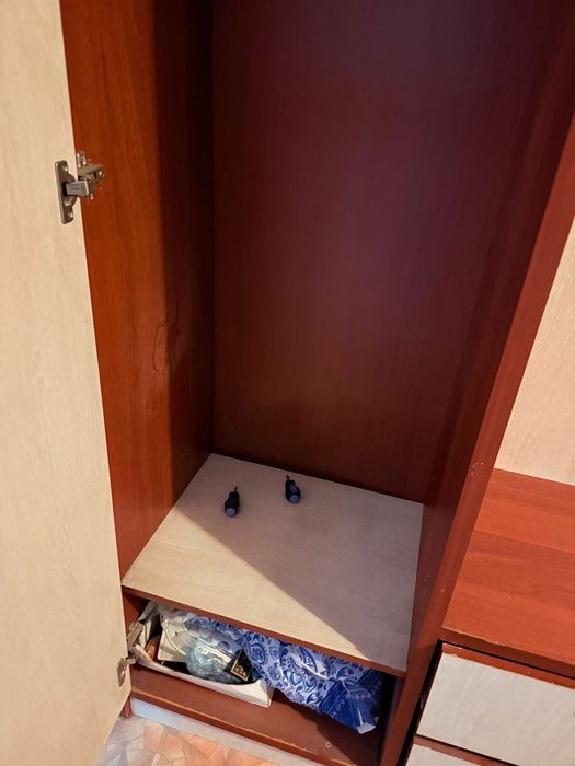 Прихожая срочно продается