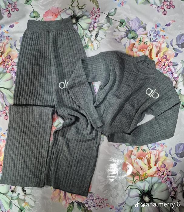 Compleu tricot .