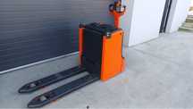 Transpalet electric cu catarg  Linde T16L an 2017
