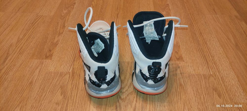 Ghete baschet băieți Tarmak (Decathlon) 41  albe, stare foarte bună