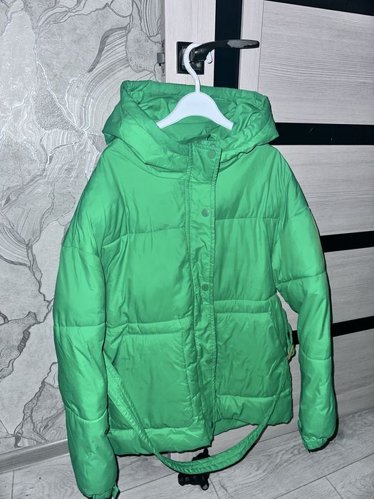 Продам зимнюю куртку