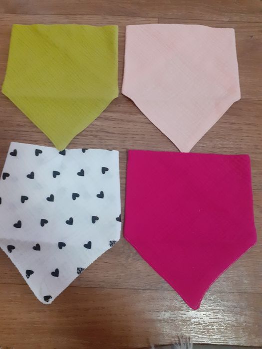 Продам муслиновые слюнявчики