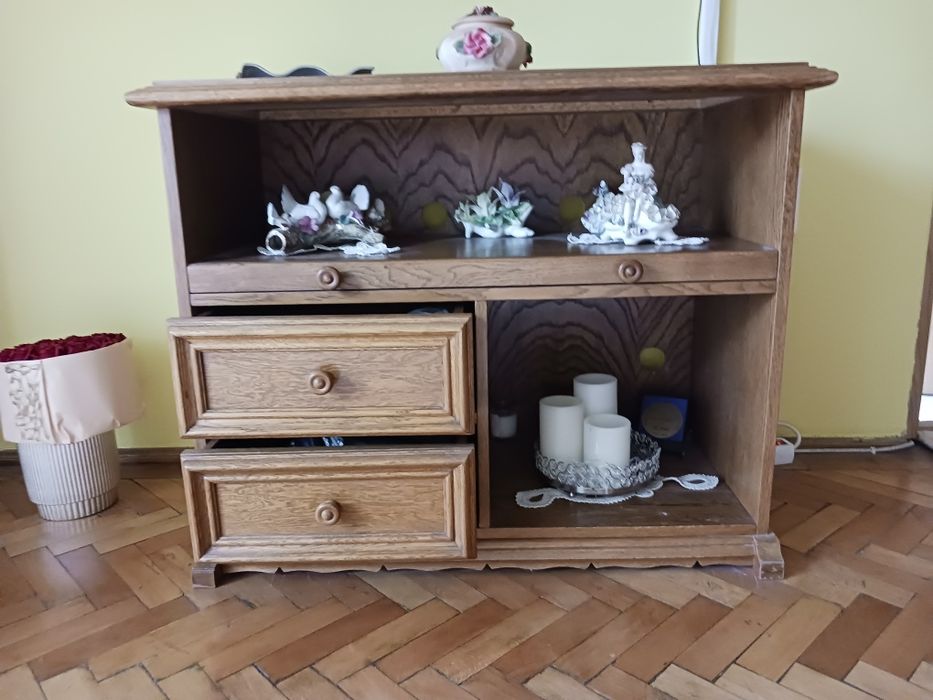 Comoda Tv,în stare foarte buna