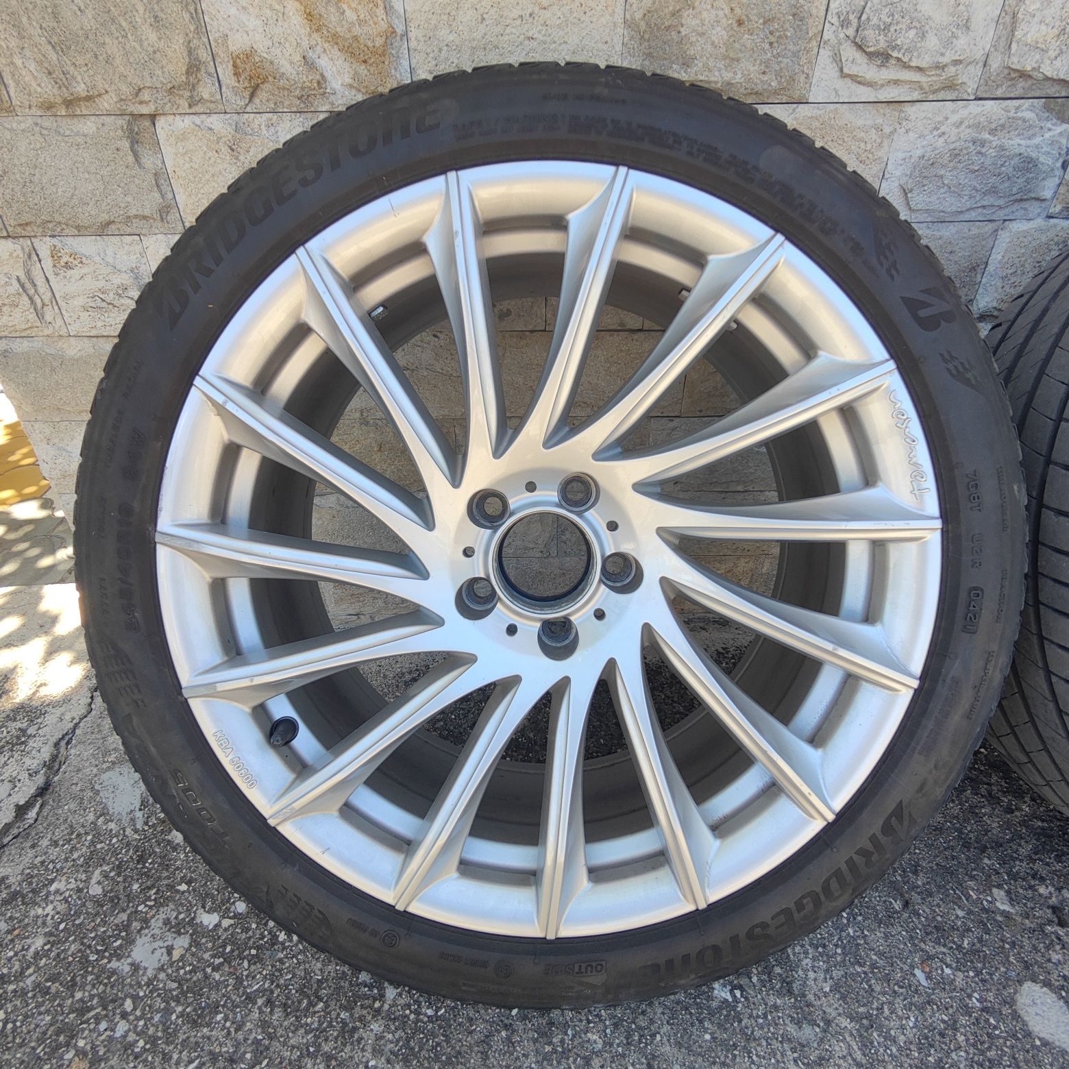 Джанти за  Mercedes Audi VW - Tomason  19" 5x112 / Гуми 245/40/19 Brid