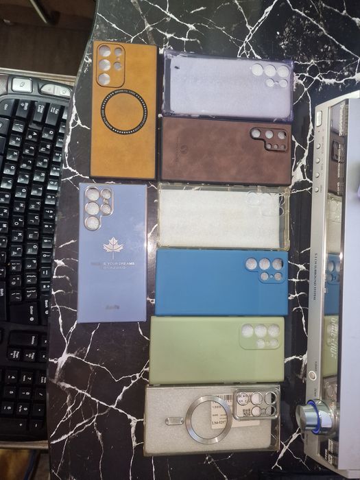 Чехлы на Самсунг S 22 Ultra.