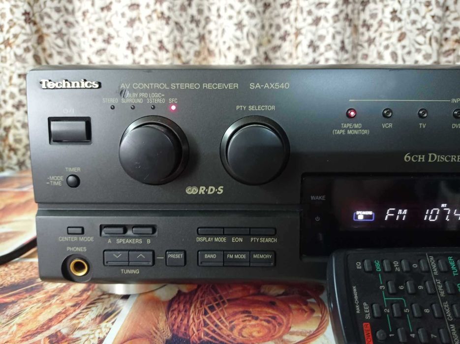 Усилвател Technics иТонколони Kenwood