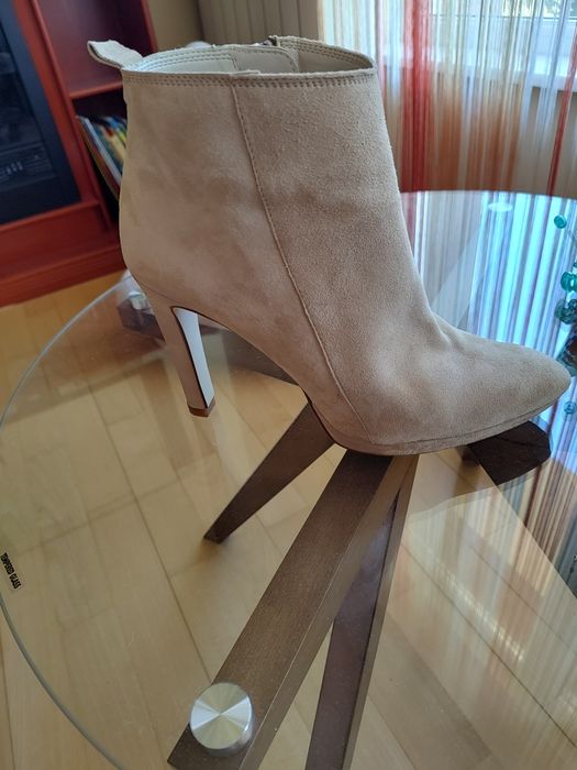 Botine dama Zara mărimea 40 piele întoarsă