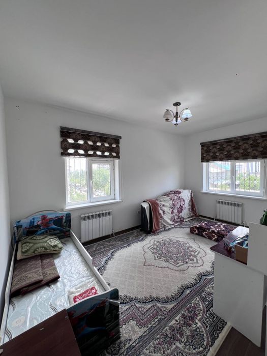 УЙ СОТИЛАДИ СРОЧНО Янгихайот тумани 10-худуд 9/3/3 68 квадрат