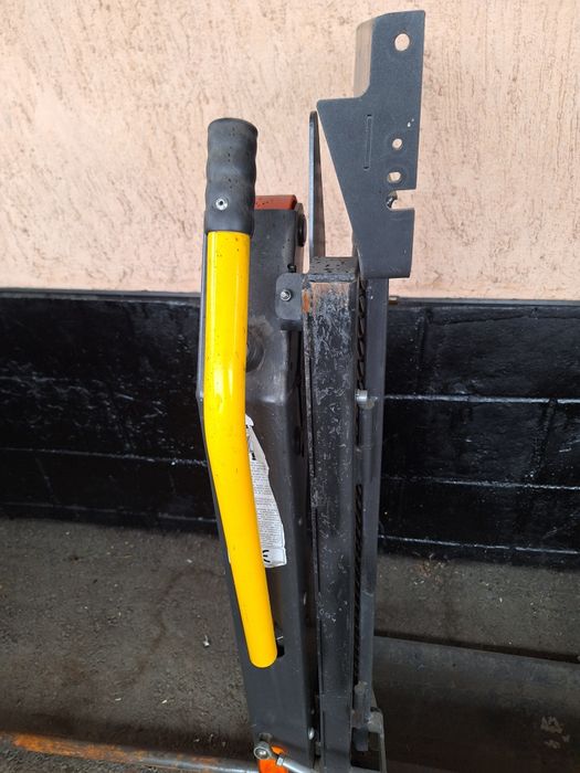 Продам авто пандус  срочно