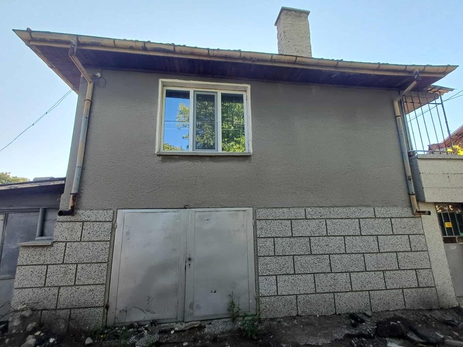 Къща в село Попинци