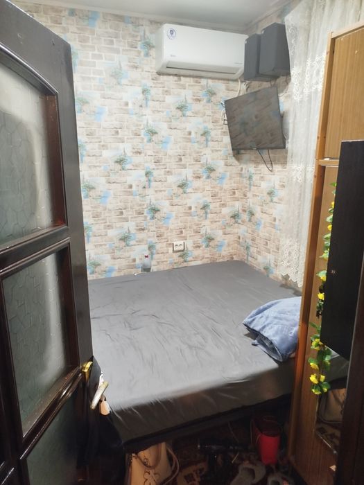 Срочно Продам квартиру 2ком переделано в 3ком яшнобаский район