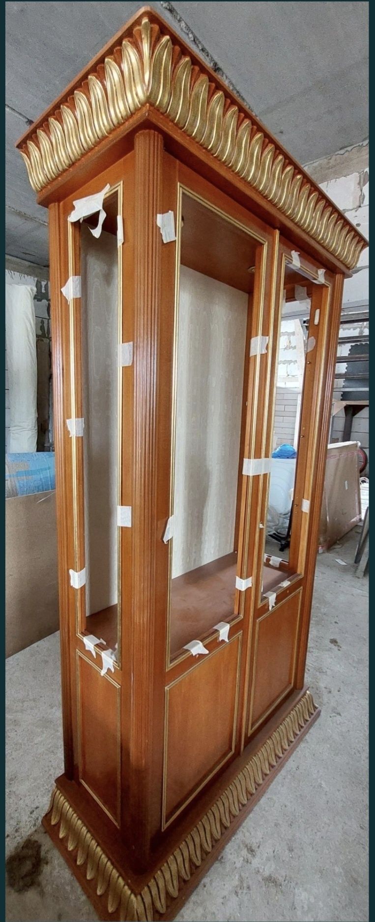 Продам сервант буфет