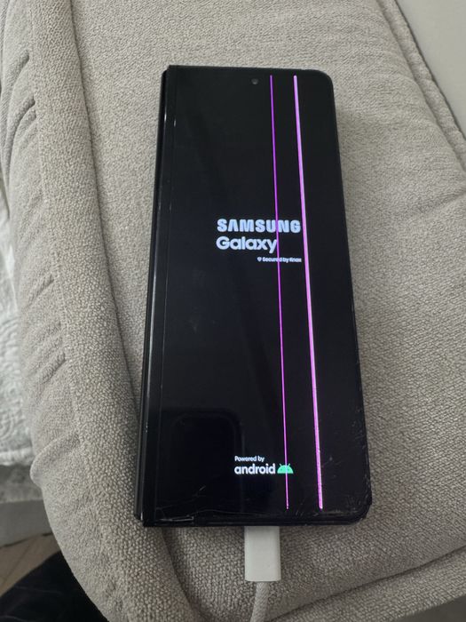 Samsung Z-fold 3 256 gb