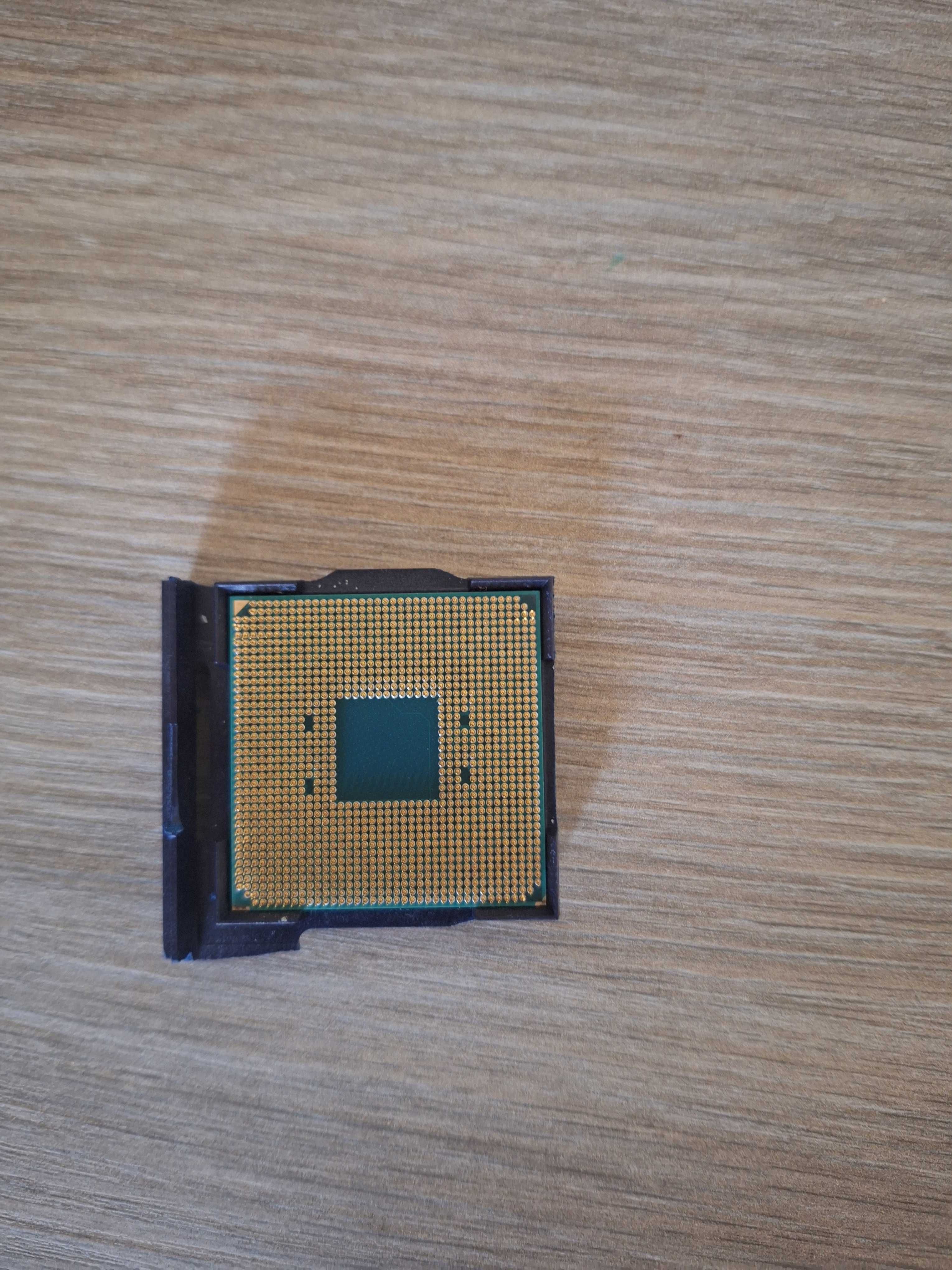 Процесор Ryzen 3 1200 + охладител