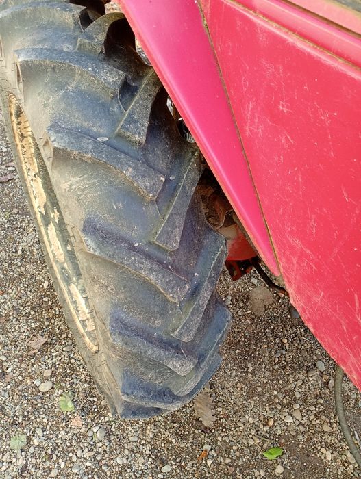 Tractor T25 anul fabricatie '93