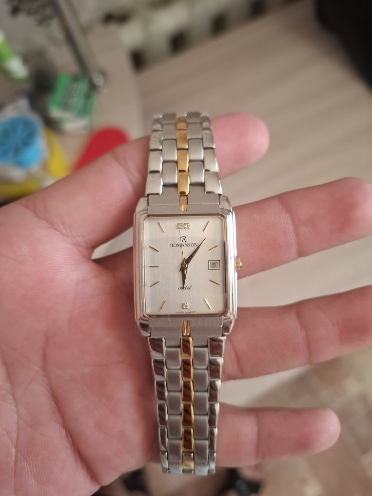 Продам часы Romanson