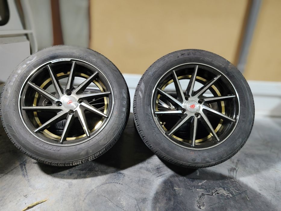 Uch oy yurilgan yangidek diska balon kamplek