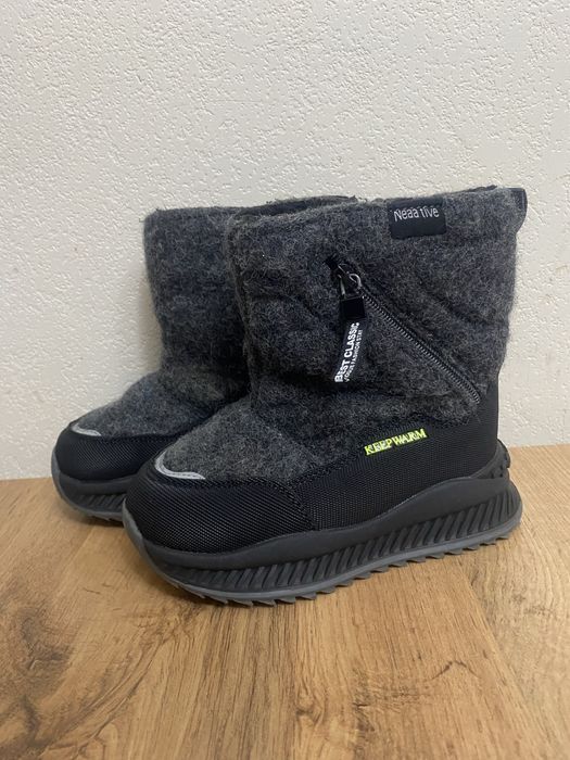 Продам зимние сапоги детские