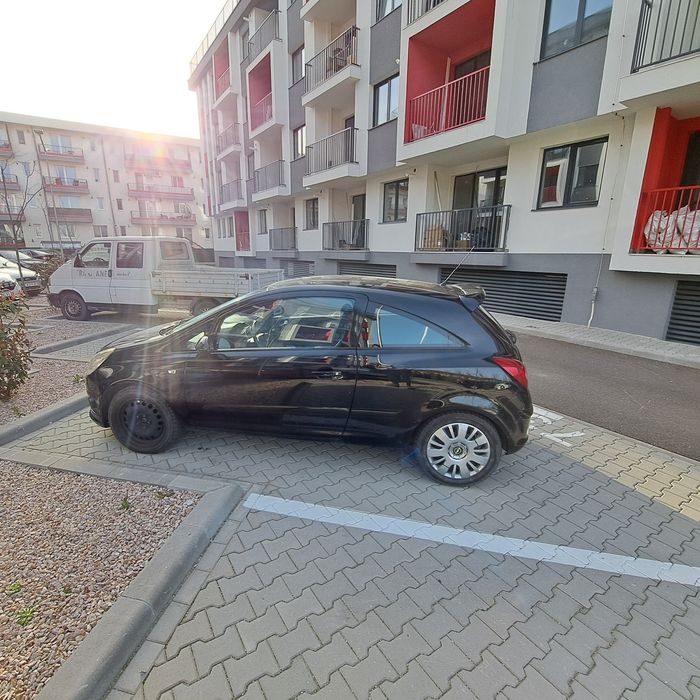 Vând Opel Corsa D