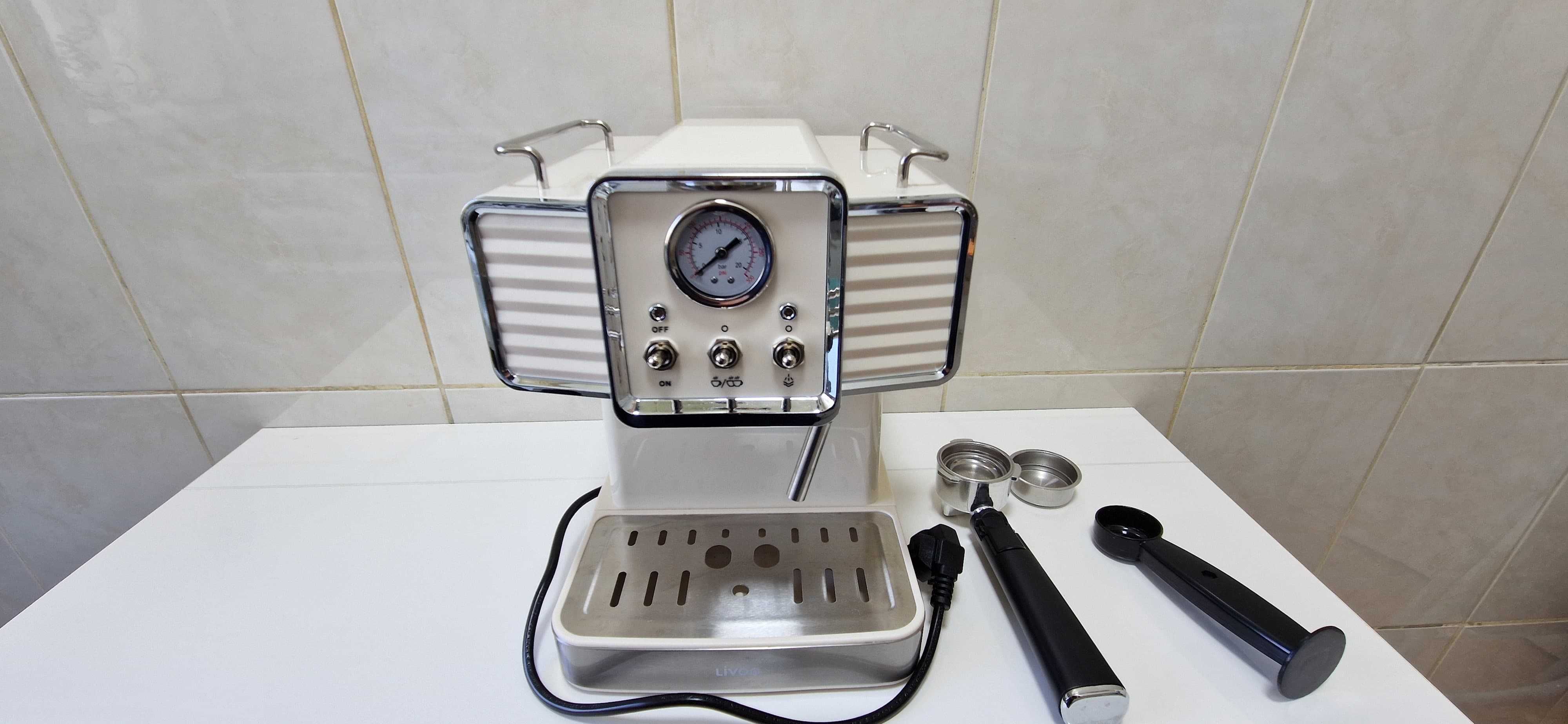 Espressor manual Livoo , 1350W, 5 bar , rezervor apa detasabil 1.5 l