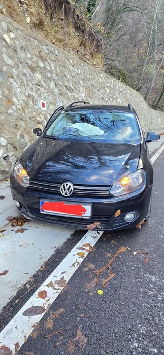 Vând VW Golf VI 2012 break 1.6 TDI 2012(AVARIATĂ)(Piese)(Dezmembrări)