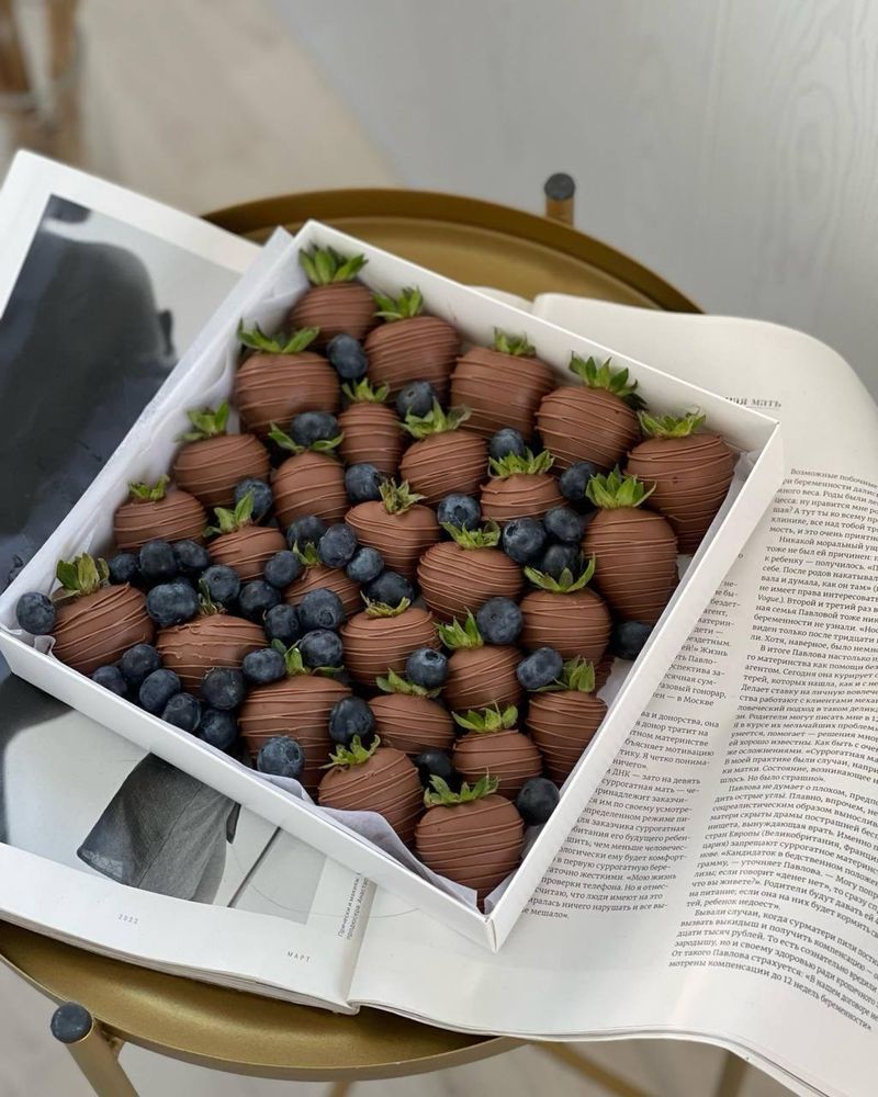 Клубника в шоколаде подарки