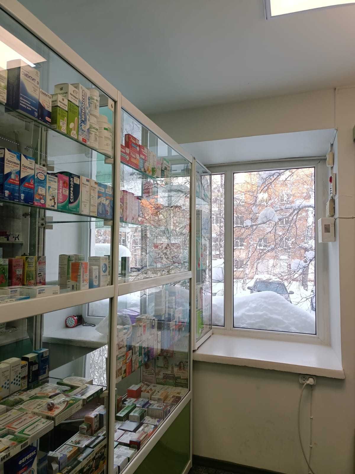 продам коммерческое помещение, в 4 микрорайоне 19 дом.