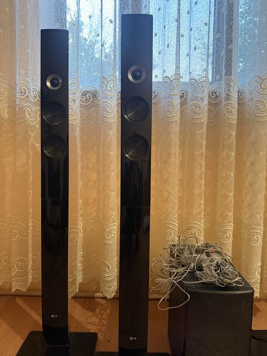 Домашний кинотеатр Blu-Ray 3D LG HB906TA