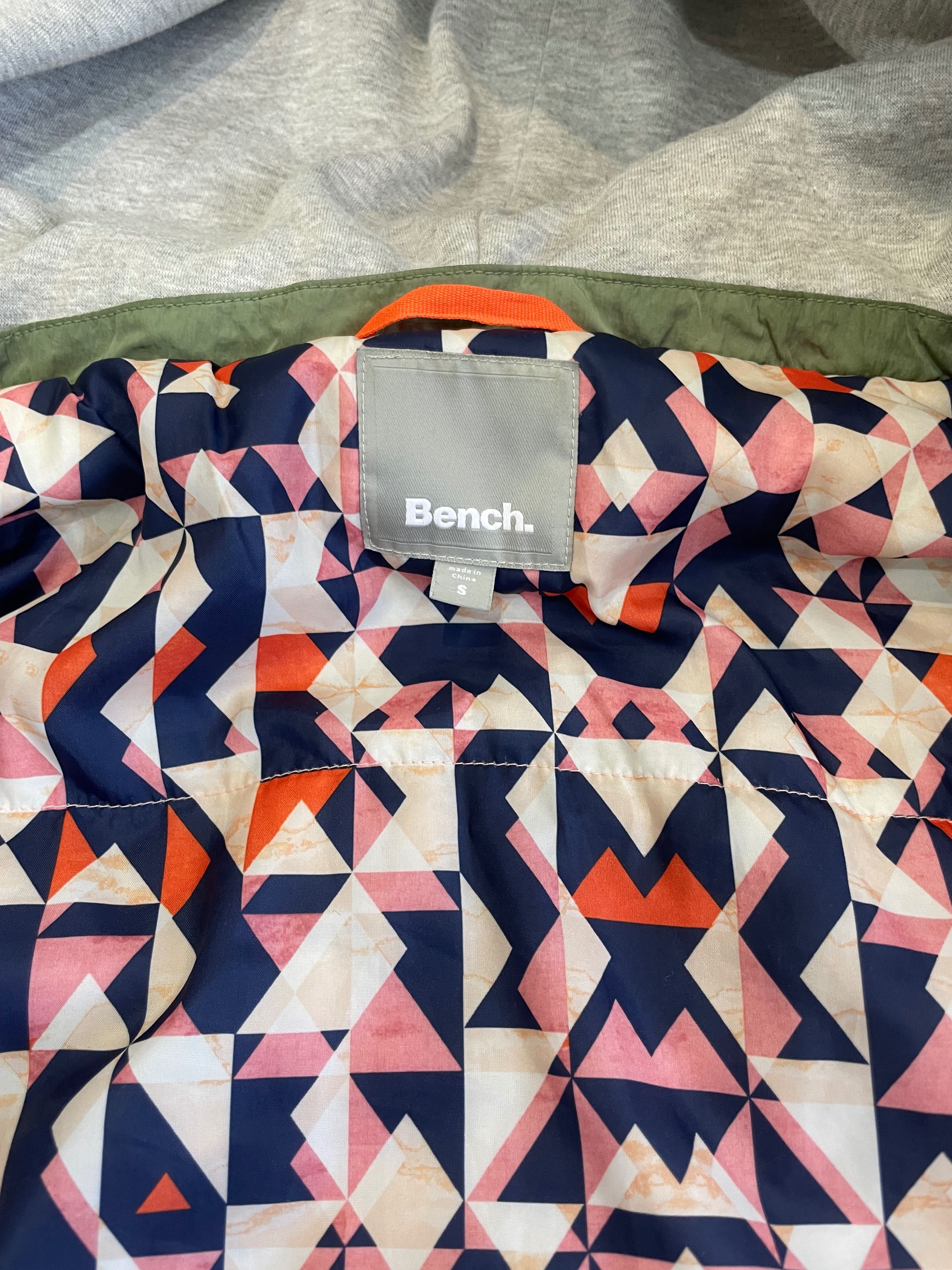 Пролетно/есенно яке на Bench -дамско S/М