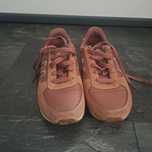 Adidasi new balance 37
