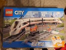 LEGO® City Tren de pasageri