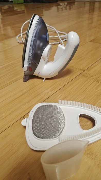 Fier de calcat cu aburi de voiaj