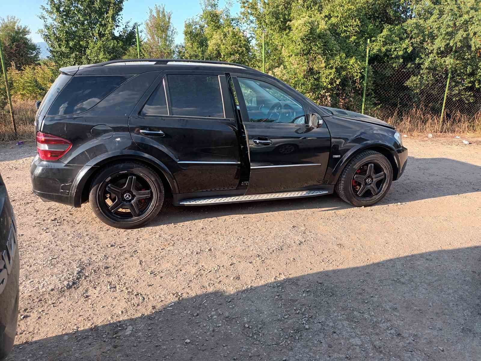 За Части Mercedes ml w164 420cdi 2007 г