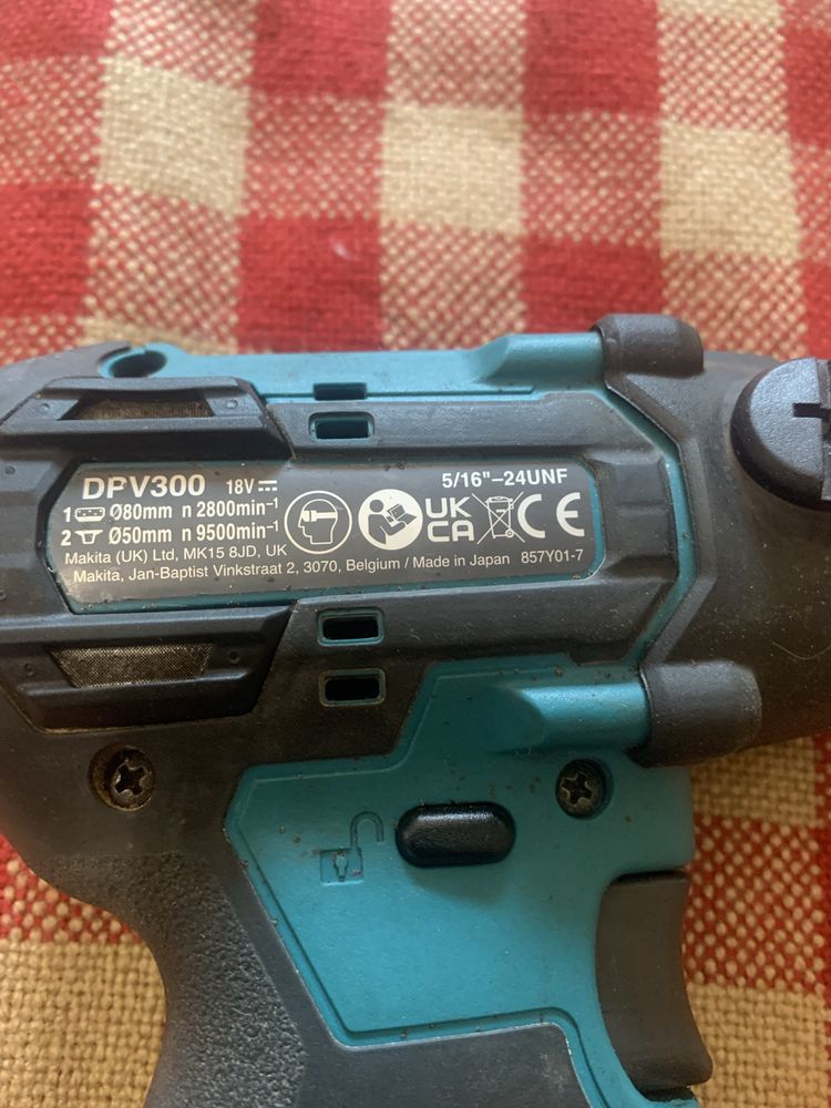 Makita DPV 300/ акумулаторна полираща машина
