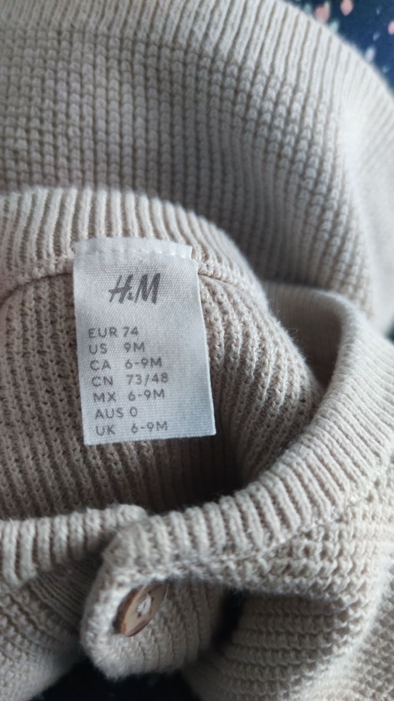Haine bebe, pantaloni și bluză, marca H&M! Mărimea 74 (6-9 luni)