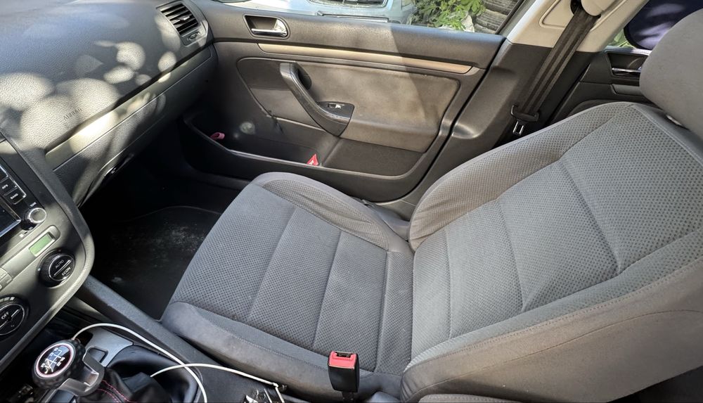 Салон за golf 5,  ISOFIX