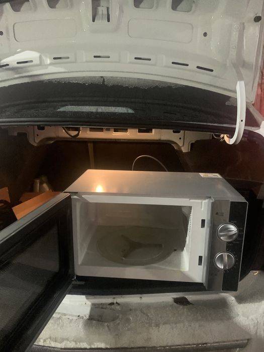 Продаю микроволновку б/у рабочи