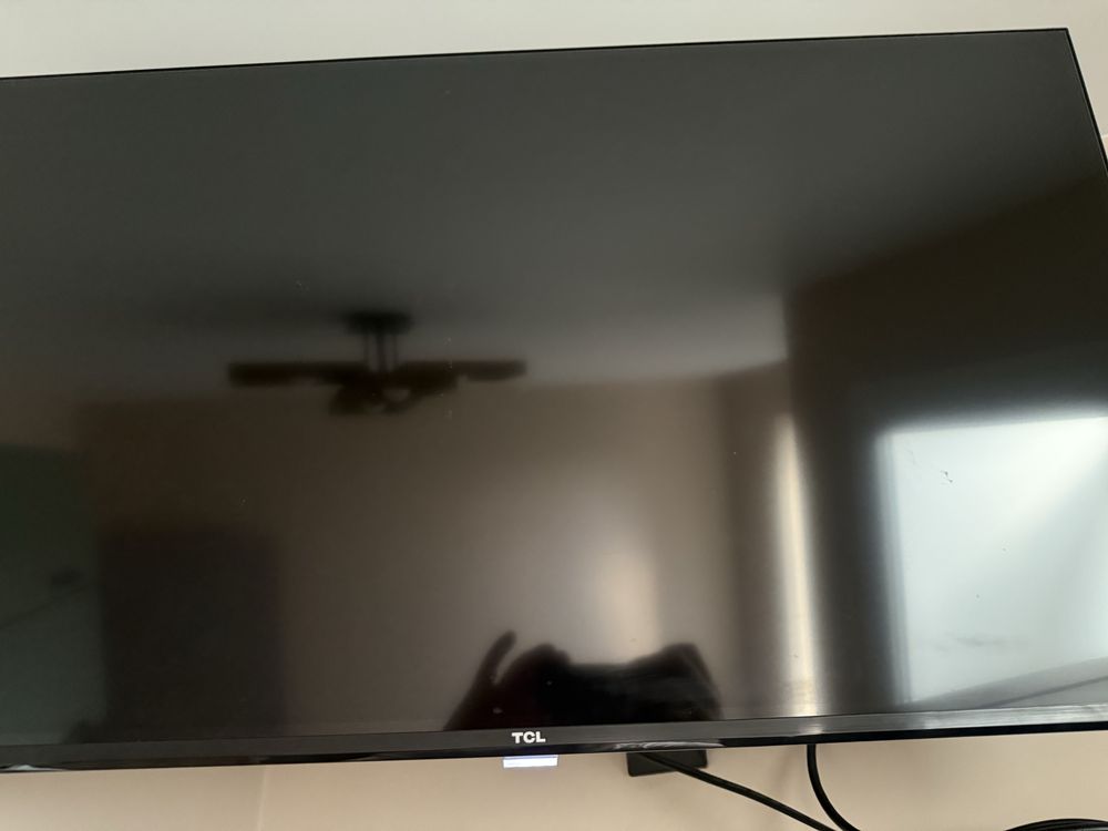 TCL Телевизор 32инча в гаранция