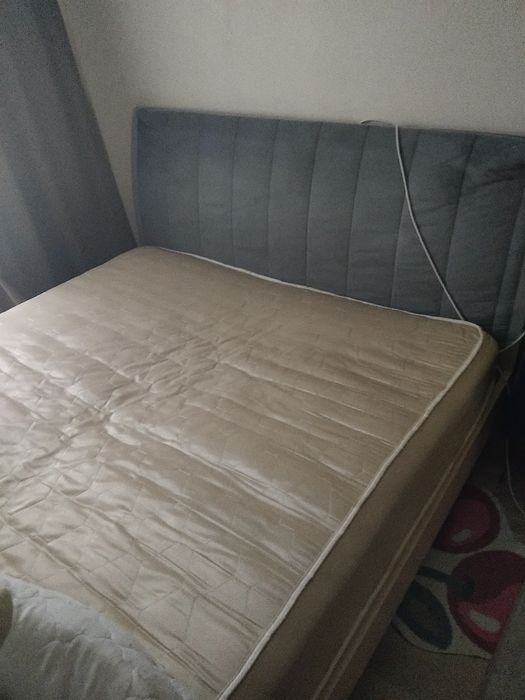 Продам кровать с матрасом