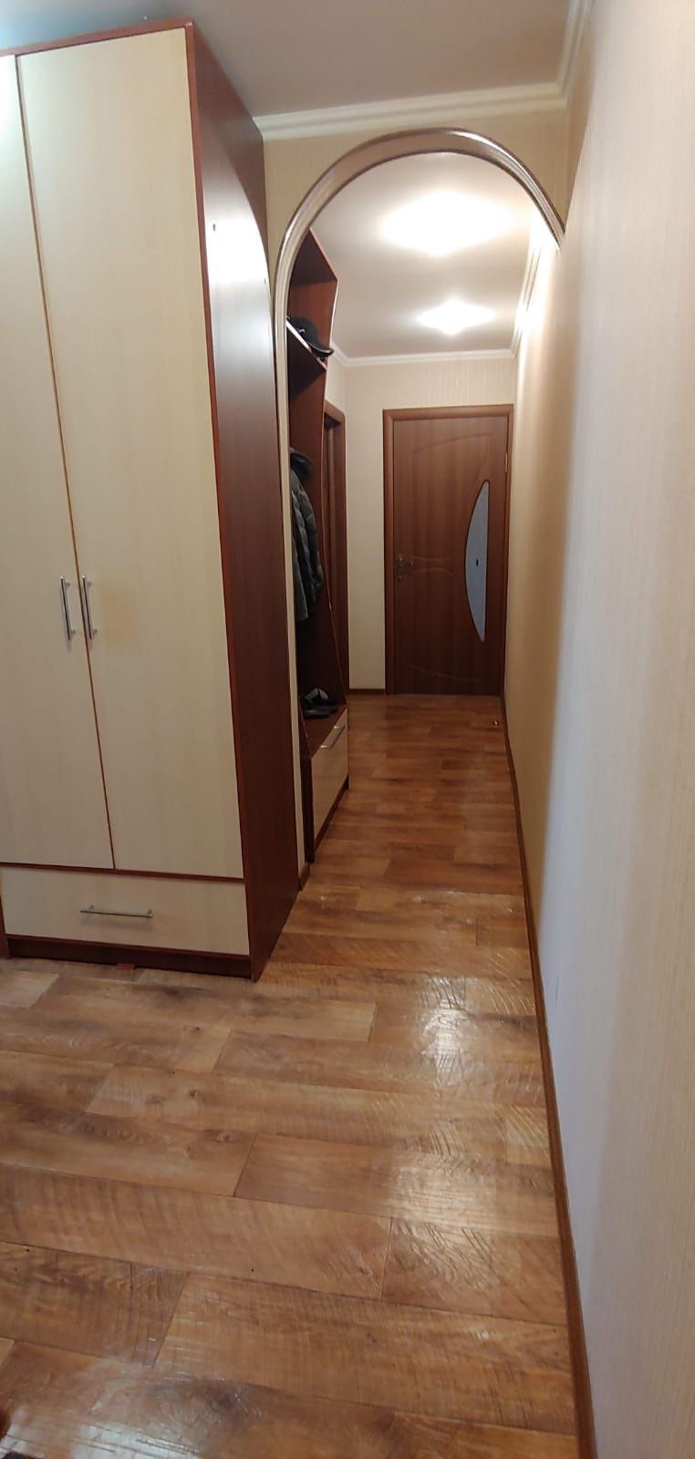 Продам 2 комнатную кв.Строителей 19