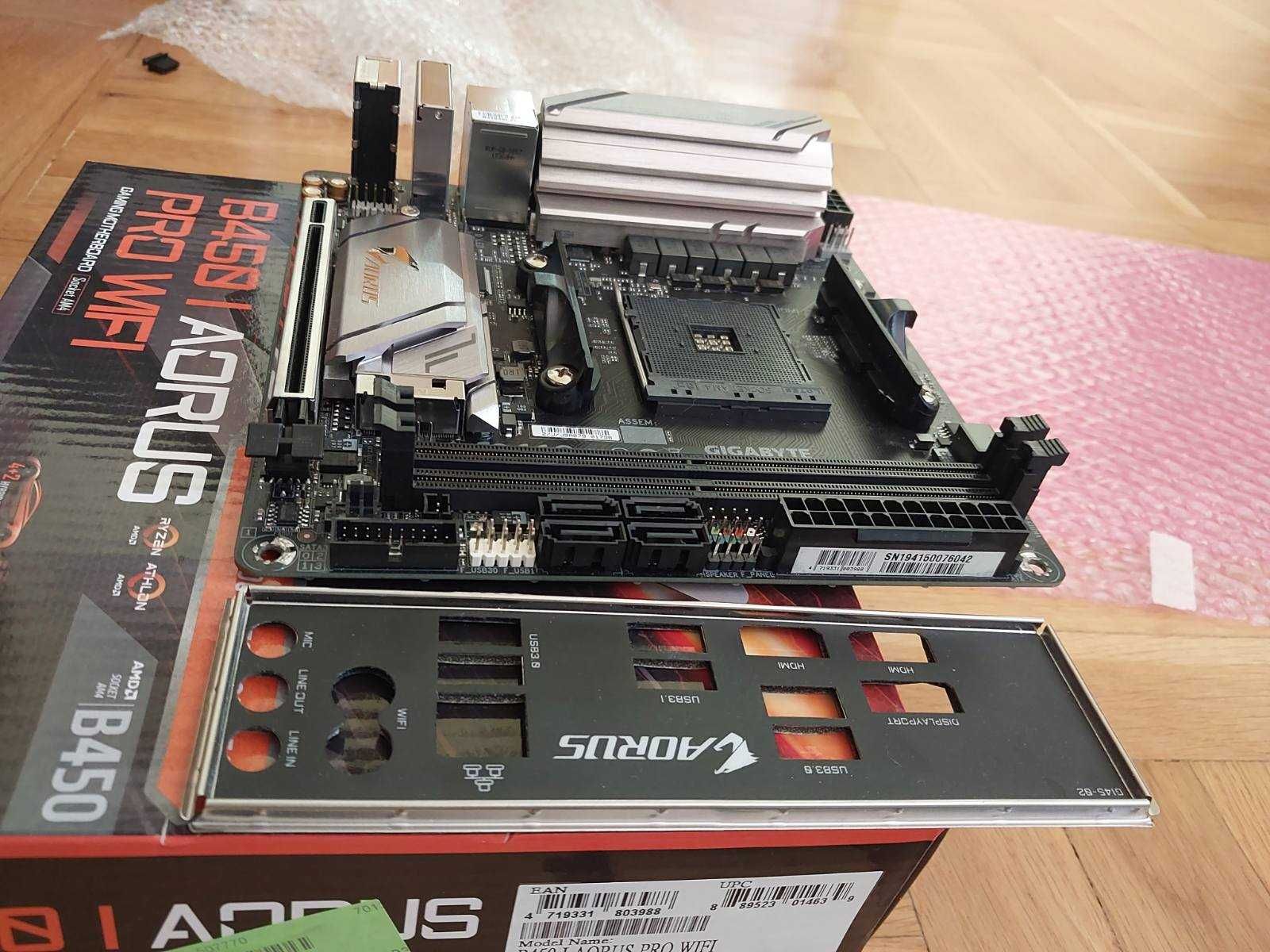 AMD Ryzen 5 5600 + Gigabyte B450i Aorus Pro Wi-Fi