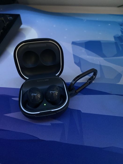Casti Galaxy buds 2 + husa spigen