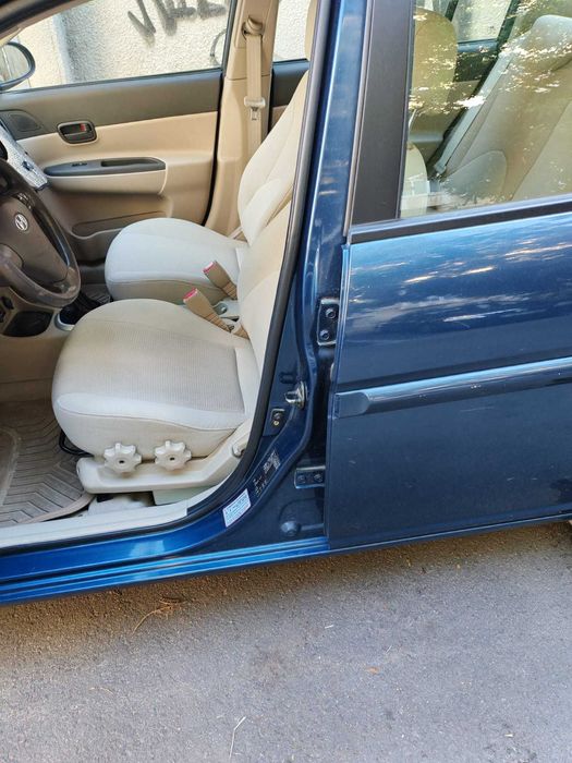 Hyundai Accent 1.6 GLS unic proprietar/ foarte bine intretinut