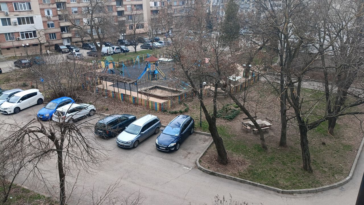 Продава се Двустаен апартамент в Шумен, Тракия - 60 кв.м за 1334 €/кв.м - Снимка #10